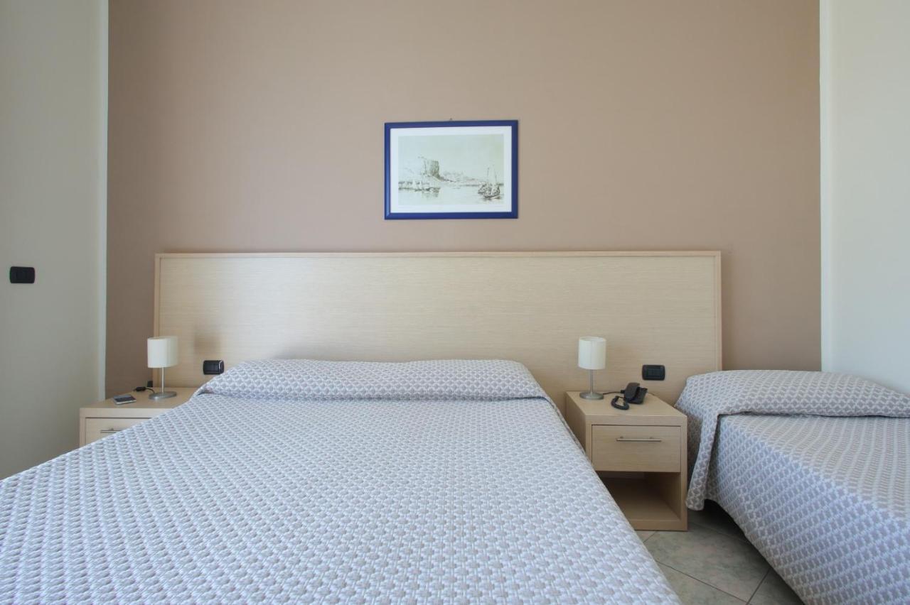 Hotel Tourist Cefalù Esterno foto