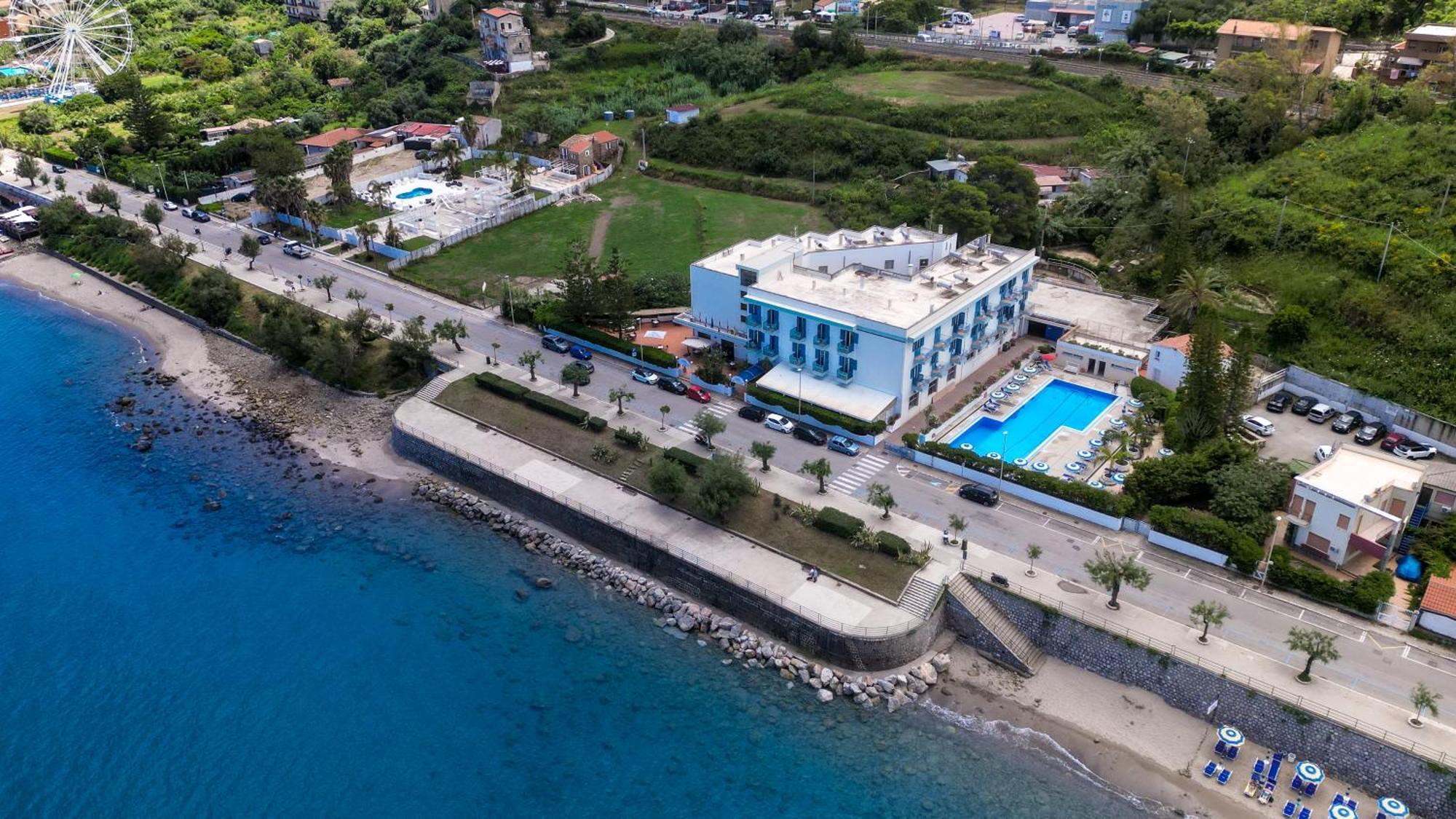 Hotel Tourist Cefalù Esterno foto