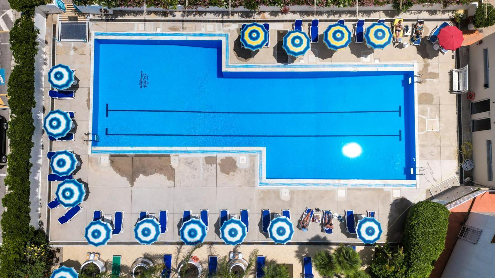 Hotel Tourist Cefalù Esterno foto