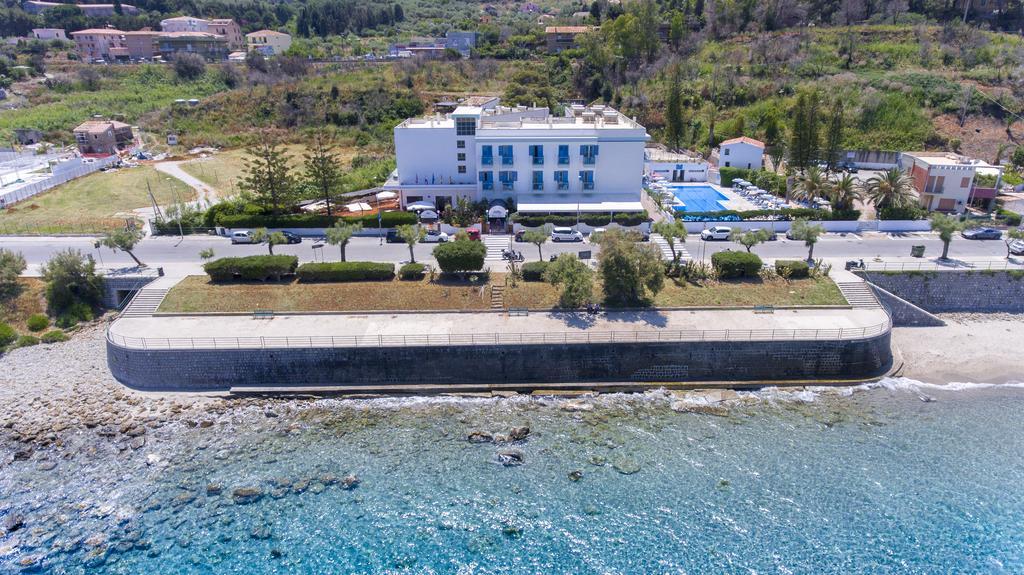 Hotel Tourist Cefalù Esterno foto