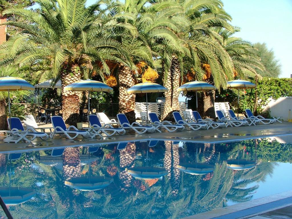 Hotel Tourist Cefalù Esterno foto